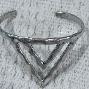 Lucky Brand Silver ToneGeometric V-Shape Cuff Bracelet